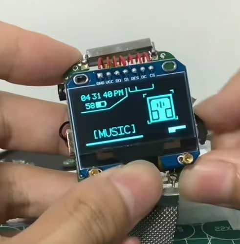 1.3寸OLED的STM32手表 详情图 3