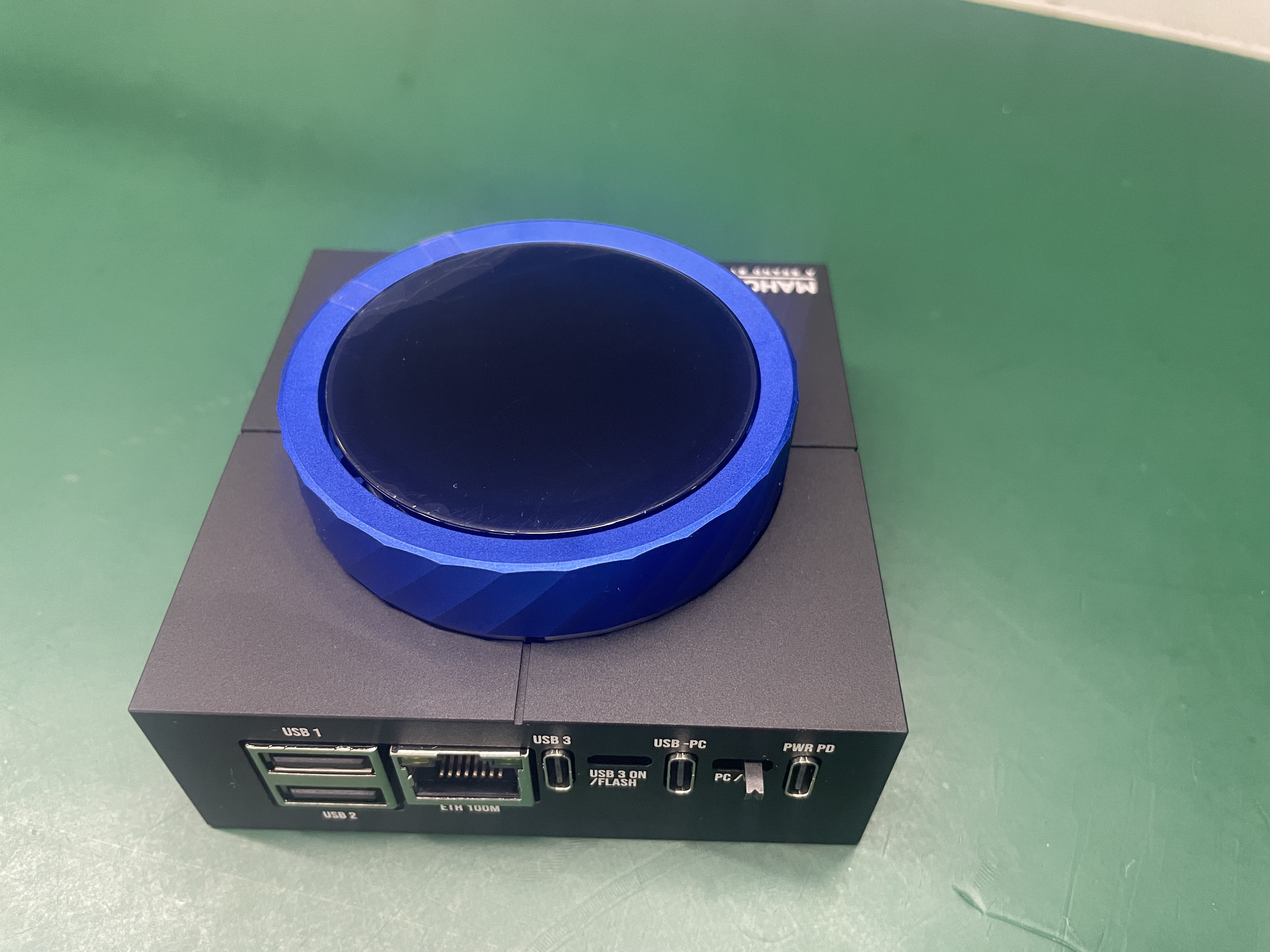 HALO TOUCH 多功能桌面USB HUB 产品图 3/5