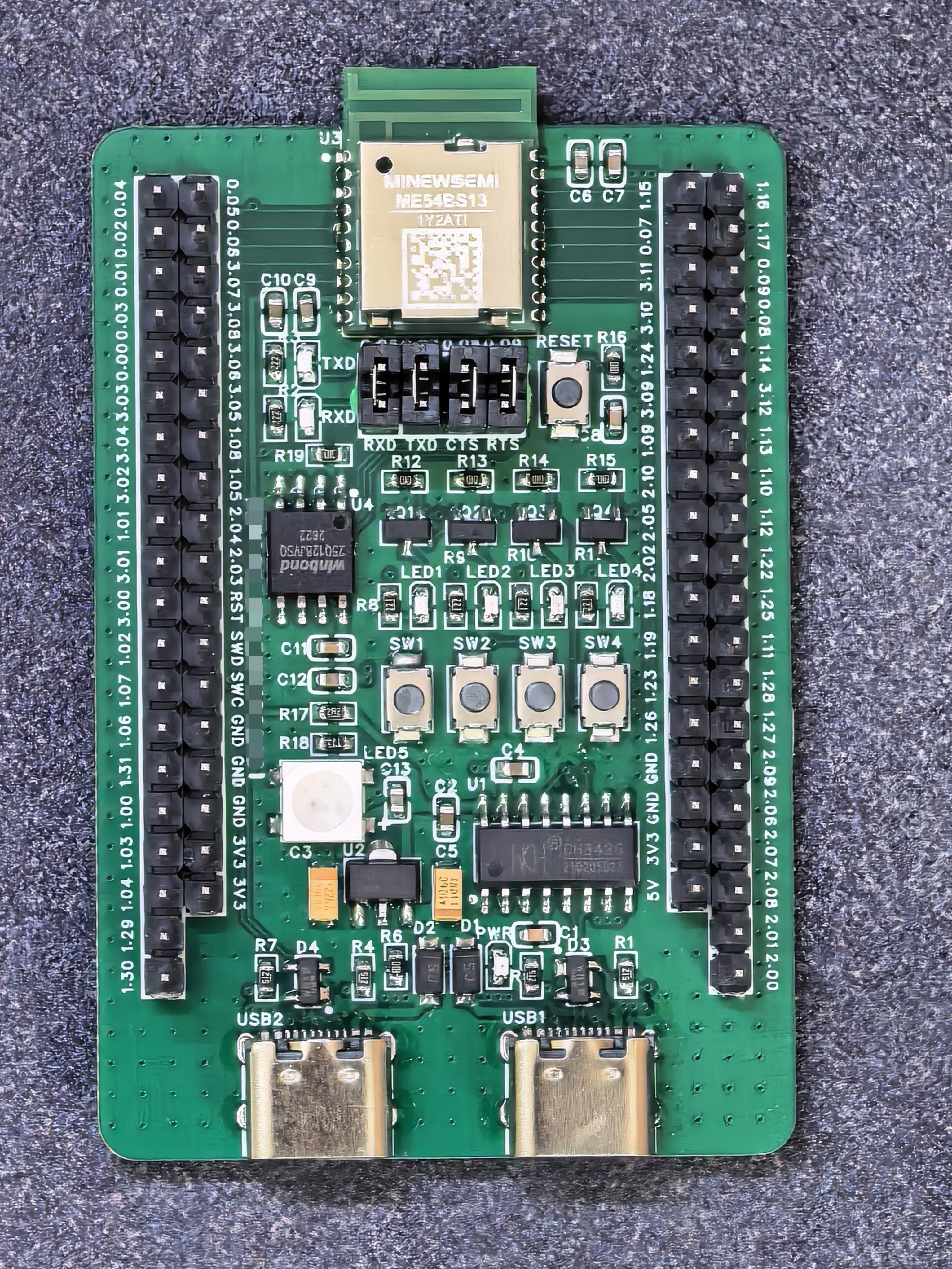 nRF54LM20A蓝牙开发板 BLE6.0 802.15.4 Matter 双Type-C CH343下载 创新微 产品图 1